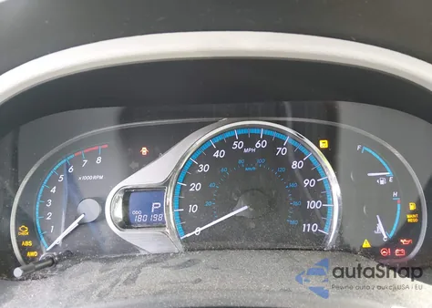 2011 Toyota Sienna Xle from USA, damaged, VIN 5TDDK3DC3BS019904